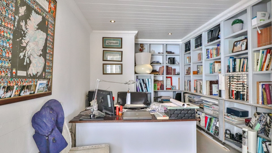 3 Bedroom Property for Sale in Stilbaai Oos Western Cape